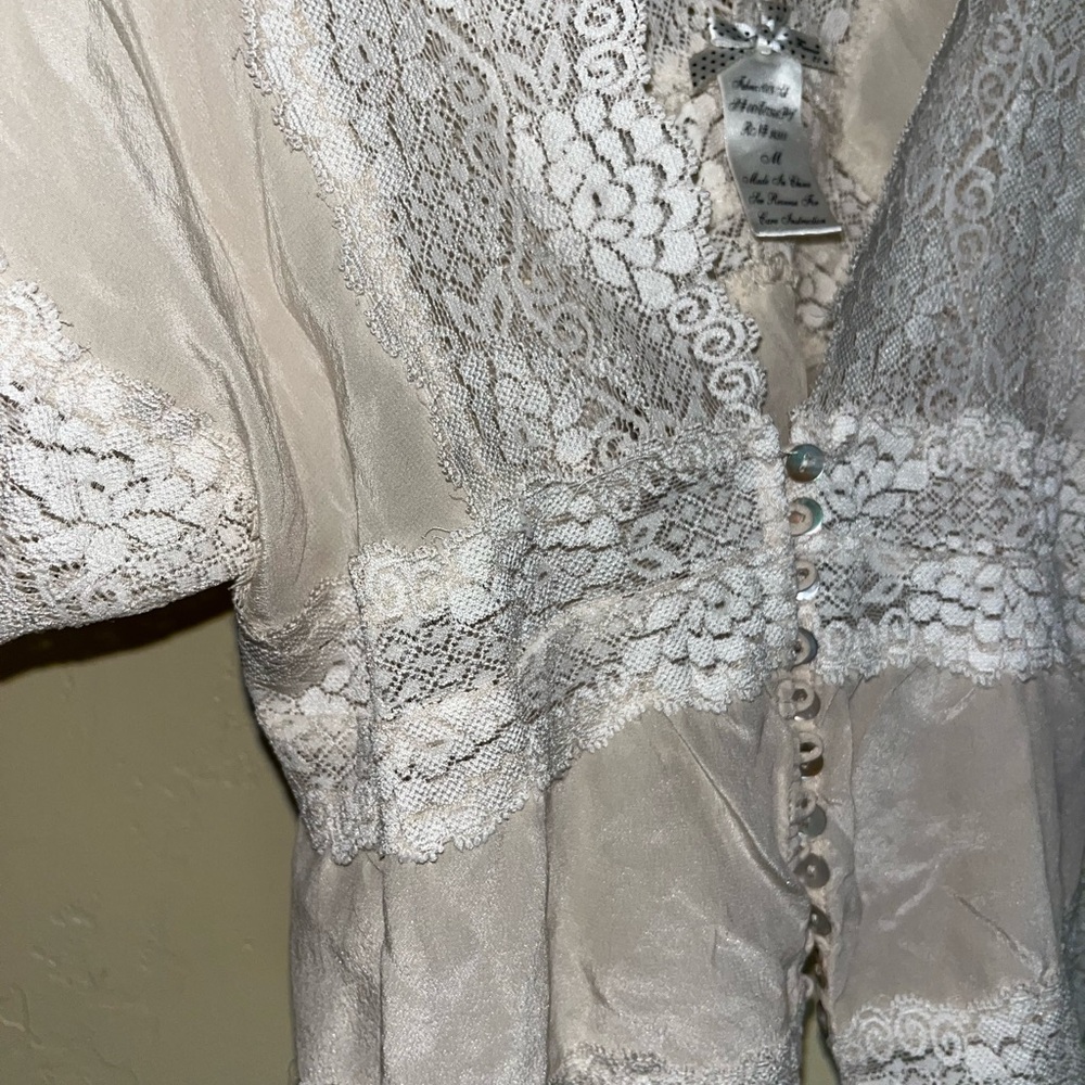 Victoria's Secret Lace Detail Top in Cream